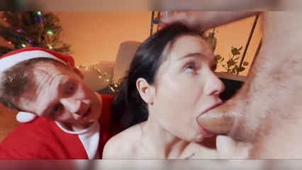 Слюнявый поцелуй